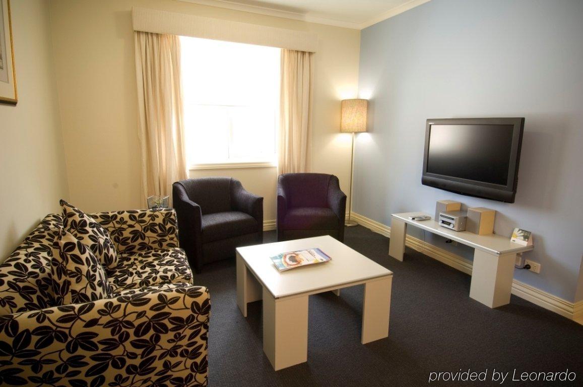 Hotel Collins Melbourne City Zimmer foto