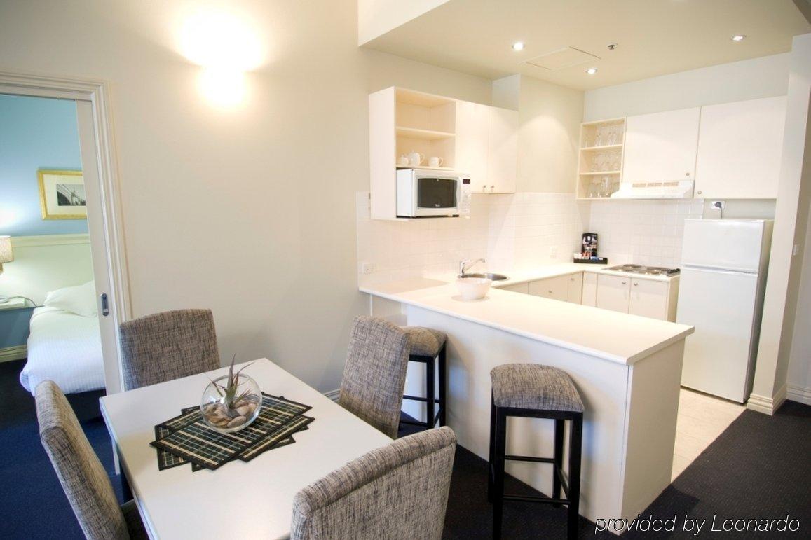Hotel Collins Melbourne City Zimmer foto